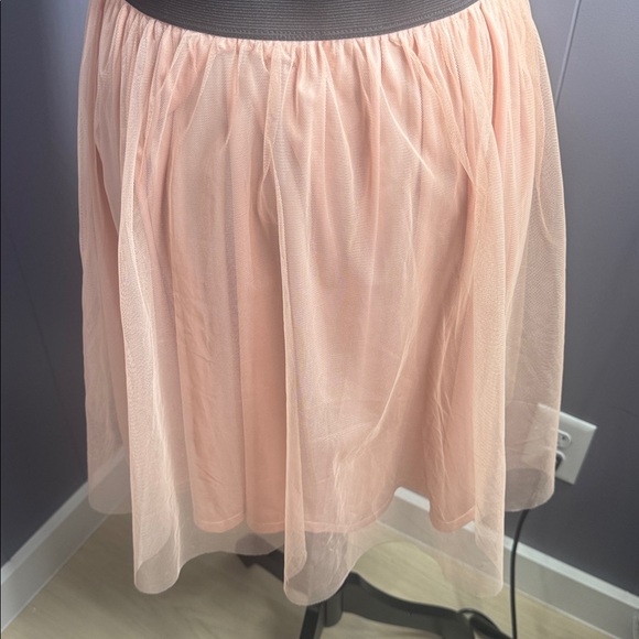 Lauren Conrad snow globe lace and tulle dress - Picture 3 of 6